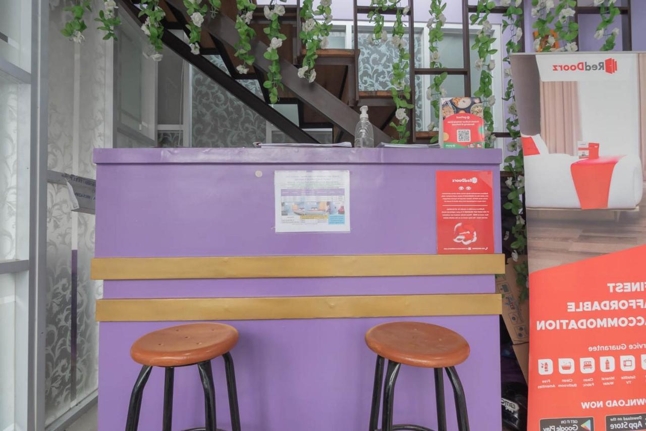 Reddoorz @ Gatot Subroto Street Bandung 3 Hotel Exterior foto