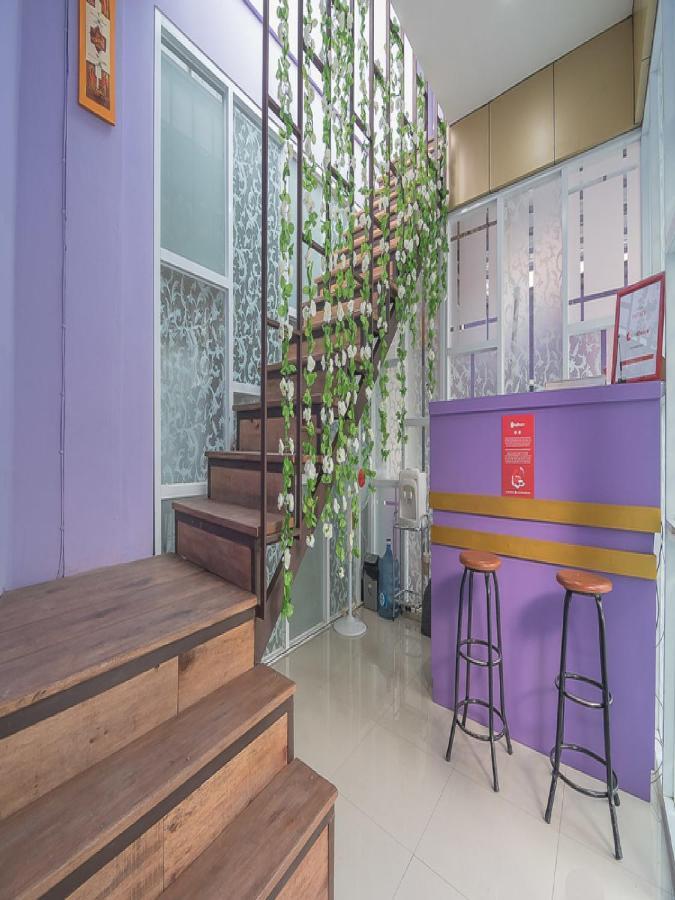Reddoorz @ Gatot Subroto Street Bandung 3 Hotel Exterior foto